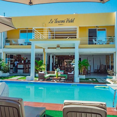 La Fourmi Hotel Nosy-Be Exteriör bild